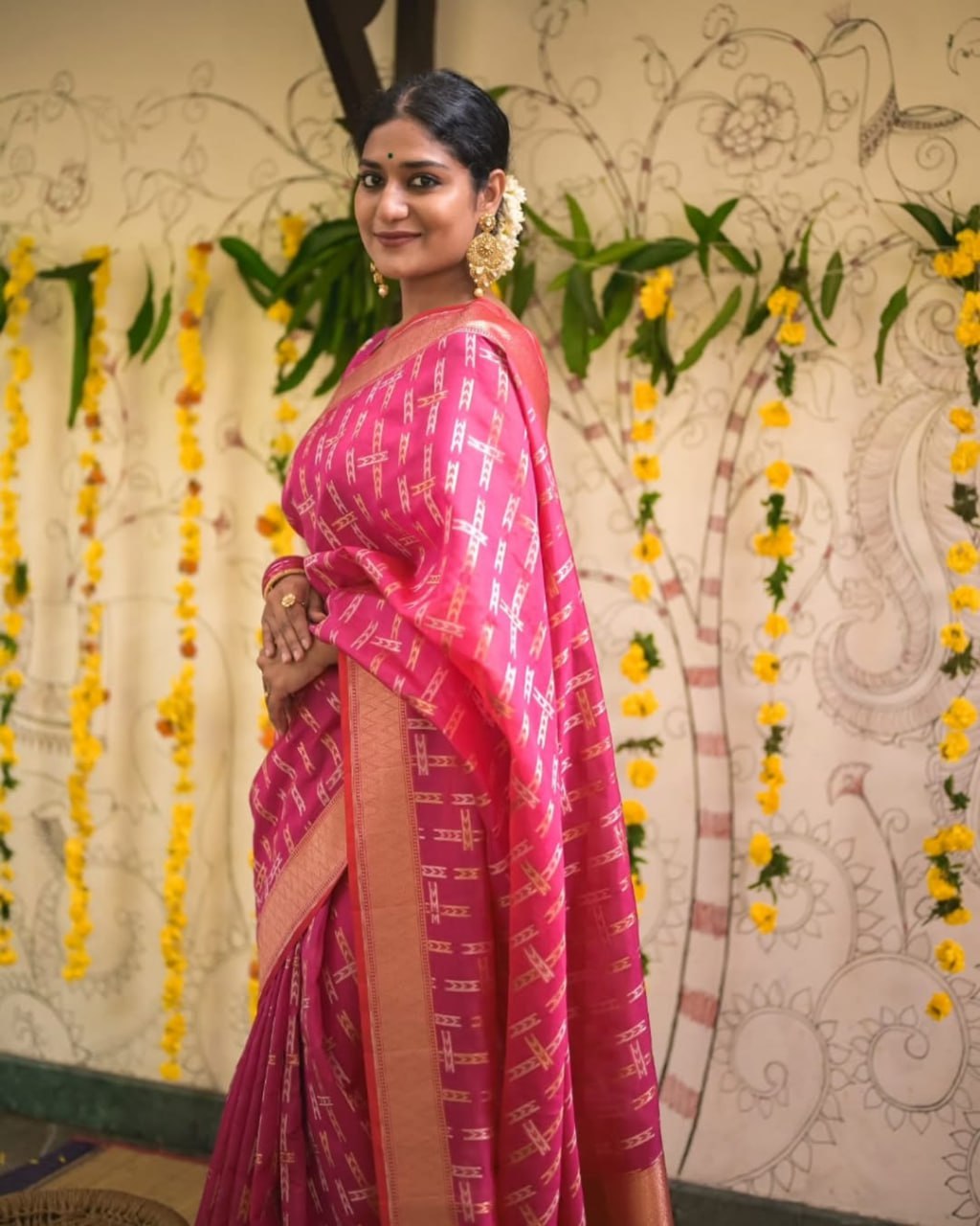 TRADITIONAL PINK COLOR DESIGNER SAREE WITH BLOUSE PIECE
