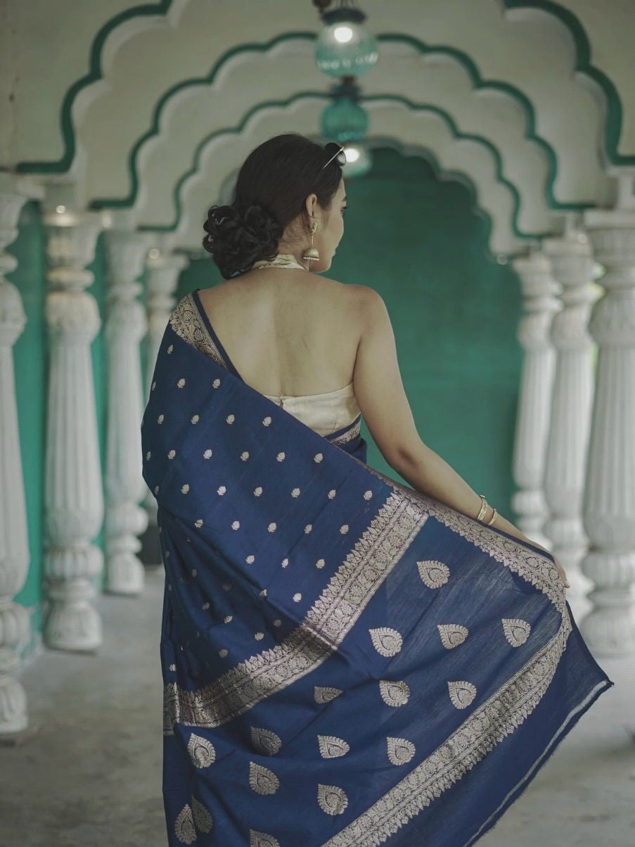 ARRESTING BLUE SOFT COTTON SILK SAREE WITH BLOUSE PIECE