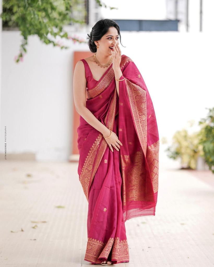 OUTSTANDING PINK COLOR DESIGNER SAREE WITH BLOUSE PIECE