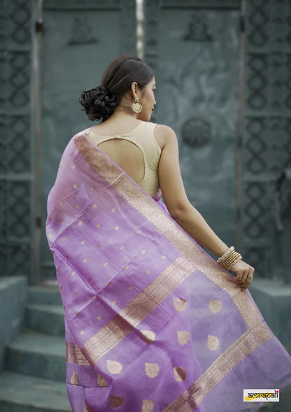 EFFERVESCENT SOFT SILK SAREE WITH BLOUSE PIECE