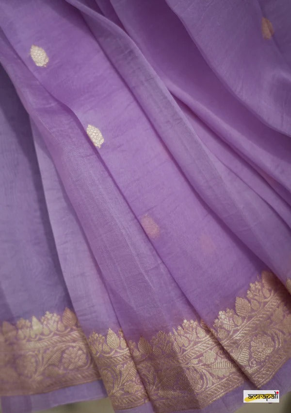EFFERVESCENT SOFT SILK SAREE WITH BLOUSE PIECE
